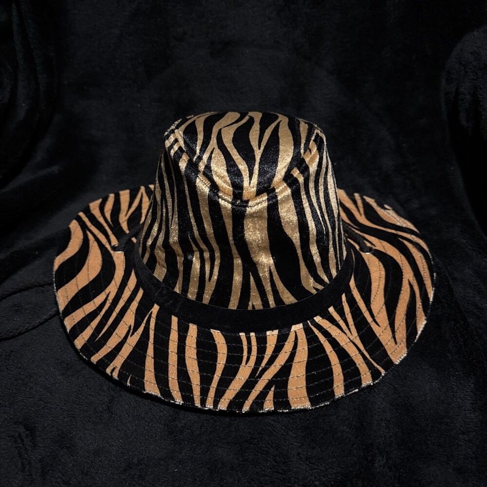 GOHCCI The Original Zebra Print Hat